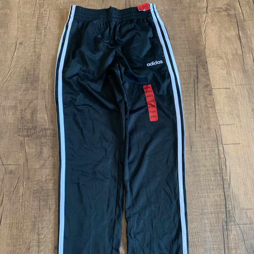 Kid’s adidas track pants for boys medium 10/12